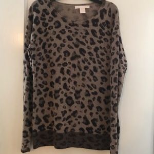 Cashmere cheetah print top/sweater